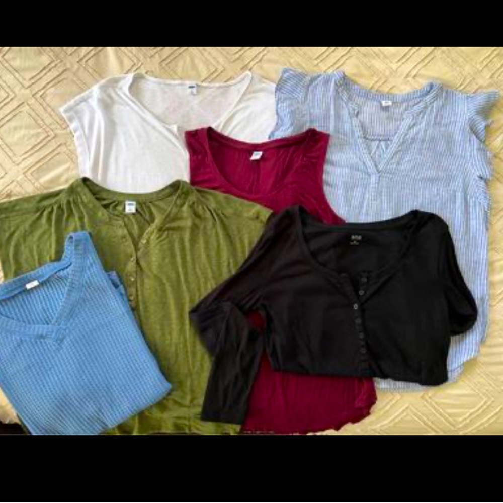 (6 tops!!!) Womens Tops Bundle!